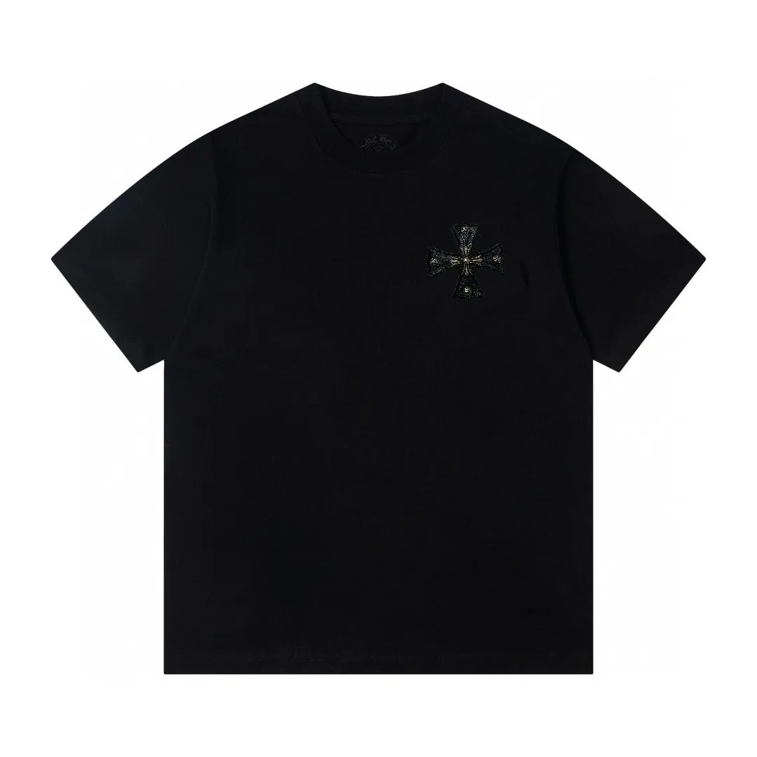 P160 Chrome Hearts Chrome Hearts new classic casual round neck short-sleeved T-shirt [Little Red Book popular style | Stars and Internet celebrities wear the same style] 1⃣️The fabric is made of 26 counts of 260g pure cotton double yarn fabric. It is soft and skin-friendly, highly breathable, and the positioning cutting process oversizes the loose version, making the upper body very slimming. 2⃣️Iconic logo design, distinguishing low-end versions on the market, all single accessories are customized at 1:1, with three complete standards. 3⃣️The same series for men and women, the latest 25ss models, and popular summer items yyds! Process features: Standard 3 cm 12-pin wiring, foreign trade grade process standards, Color: black, white, same style for men and women Sizes: S, M, L, XL, XXL